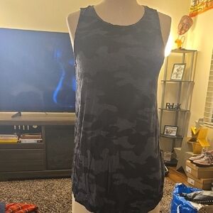 Old Navy Black Camouflage Tank Top
